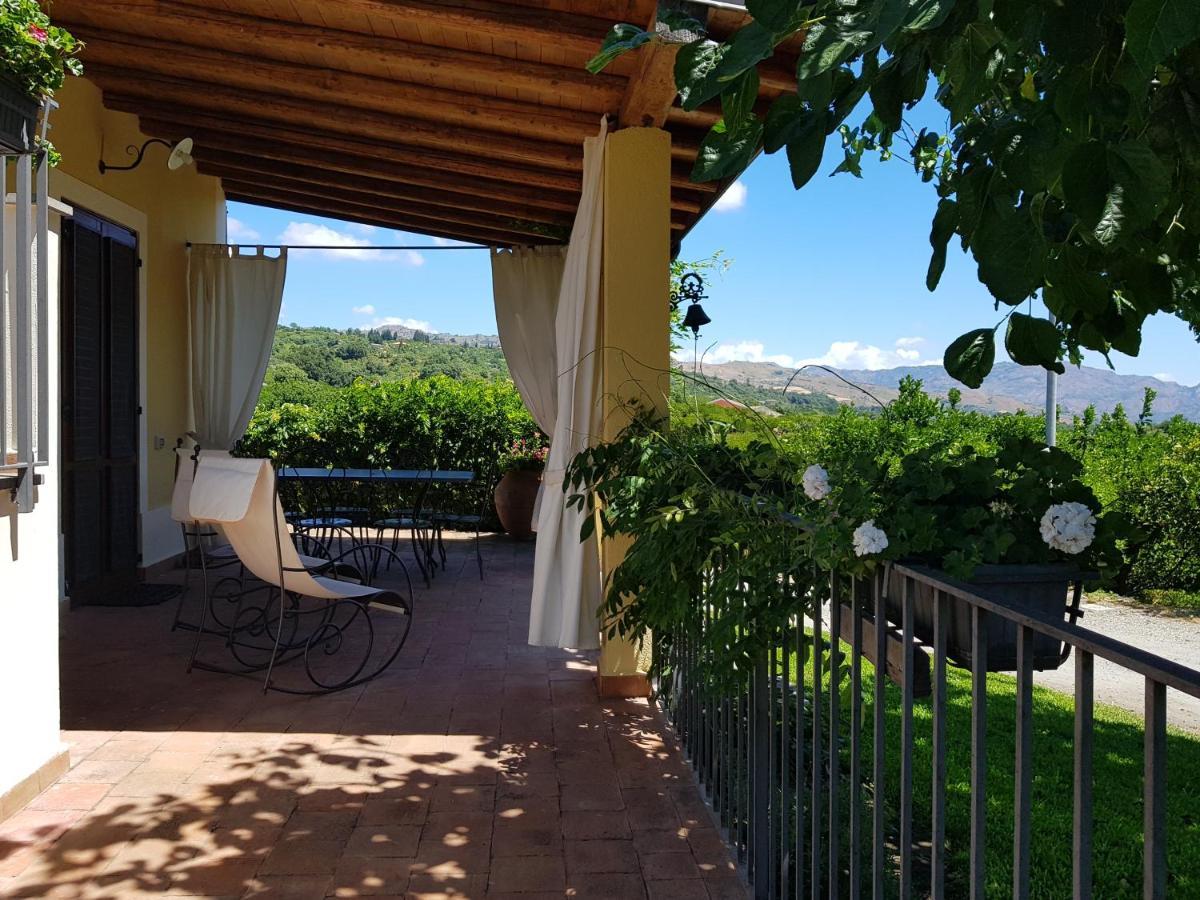 מסקלי Agriturismo Le Case Di Civi מראה חיצוני תמונה