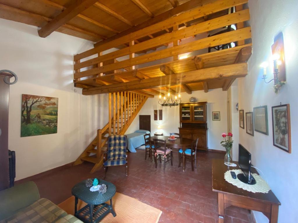 מסקלי Agriturismo Le Case Di Civi חדר תמונה